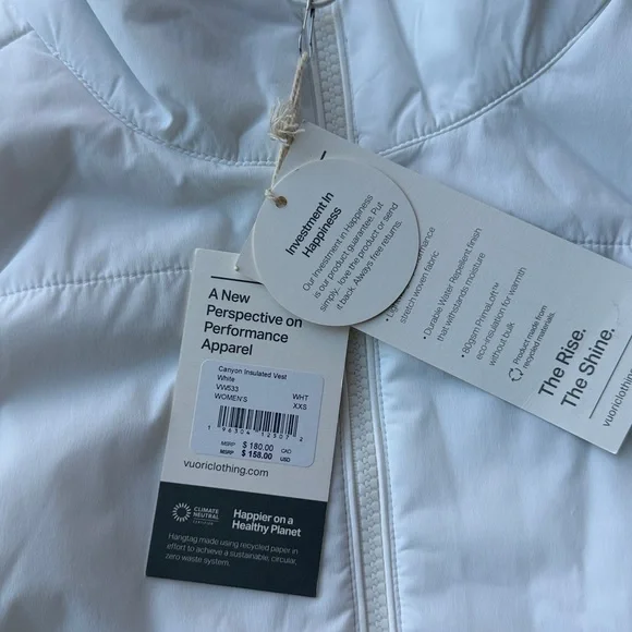 NWT Vuori Women's Canyon Insulated Vest (White, XXS) RARE Retail: $158 - Picture 3 of 5
